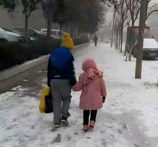 寒潮大风来袭，伴随“换季式” 降温